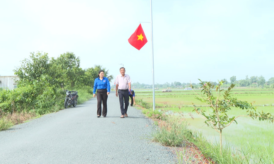 Sáng, xanh, sạch, đẹp từ tuyến đường kiểu mẫu