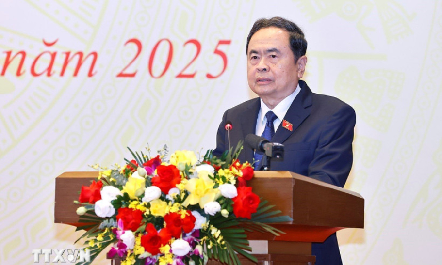 Rà soát hệ thống luật, nhất là lĩnh vực dễ phát sinh tham nhũng, lãng phí, tiêu cực