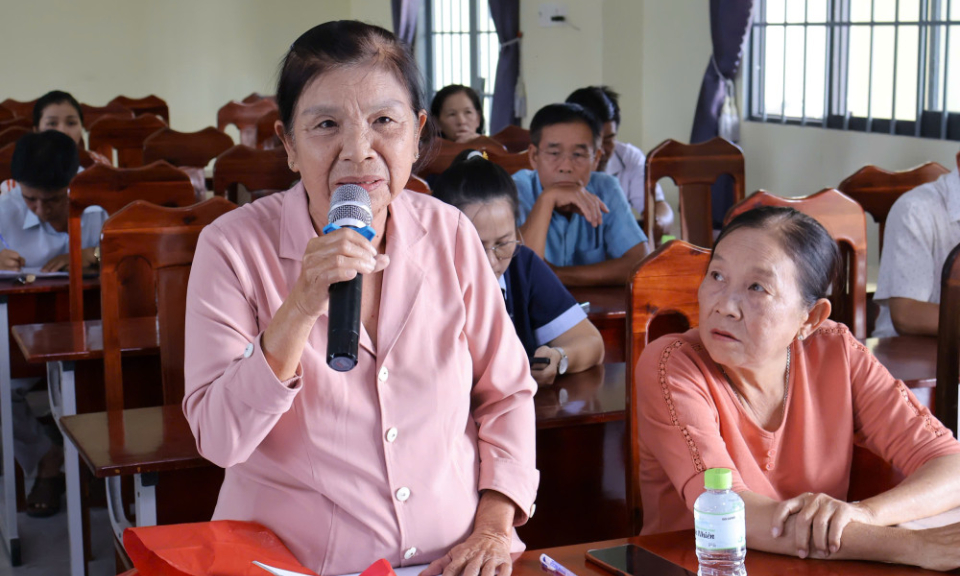 Phó Chủ tịch HĐND tỉnh Nguyễn Hồng Sơn tiếp xúc cử tri phường Ninh Thạnh