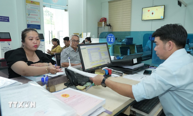 Tinh gọn bộ máy: Chuẩn hóa để chính quyền địa phương 2 cấp mạnh hơn