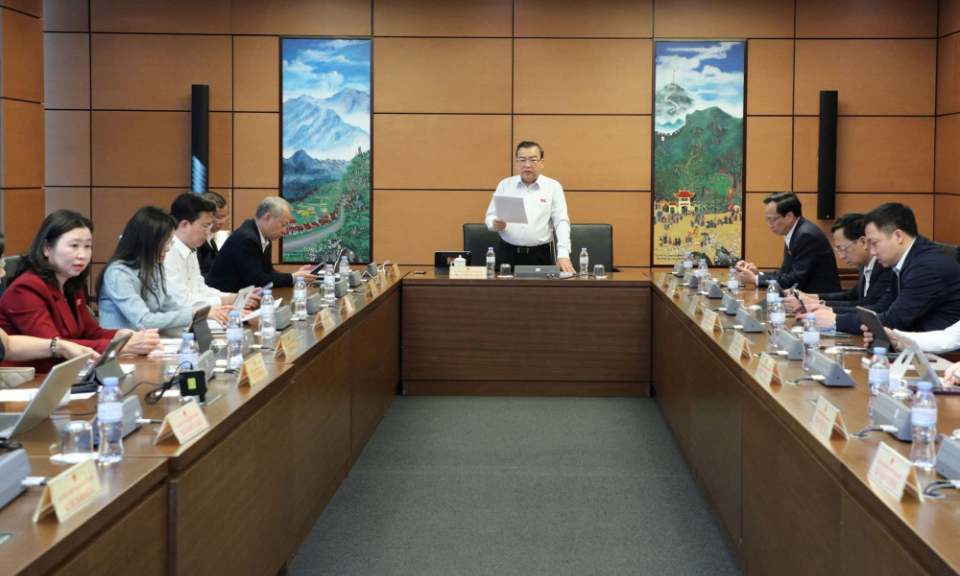 Đoàn ĐBQH tỉnh đóng góp ý kiến cho chủ trương dự thảo 2 chương trình mục tiêu quốc gia