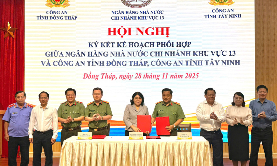 Ký kết kế hoạch phối hợp bảo đảm an ninh, trật tự và lĩnh vực tiền tệ, ngân hàng