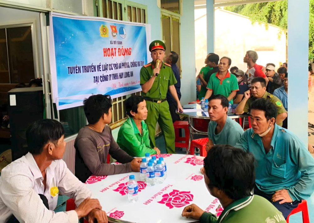 V&igrave; cuộc sống b&igrave;nh y&ecirc;n