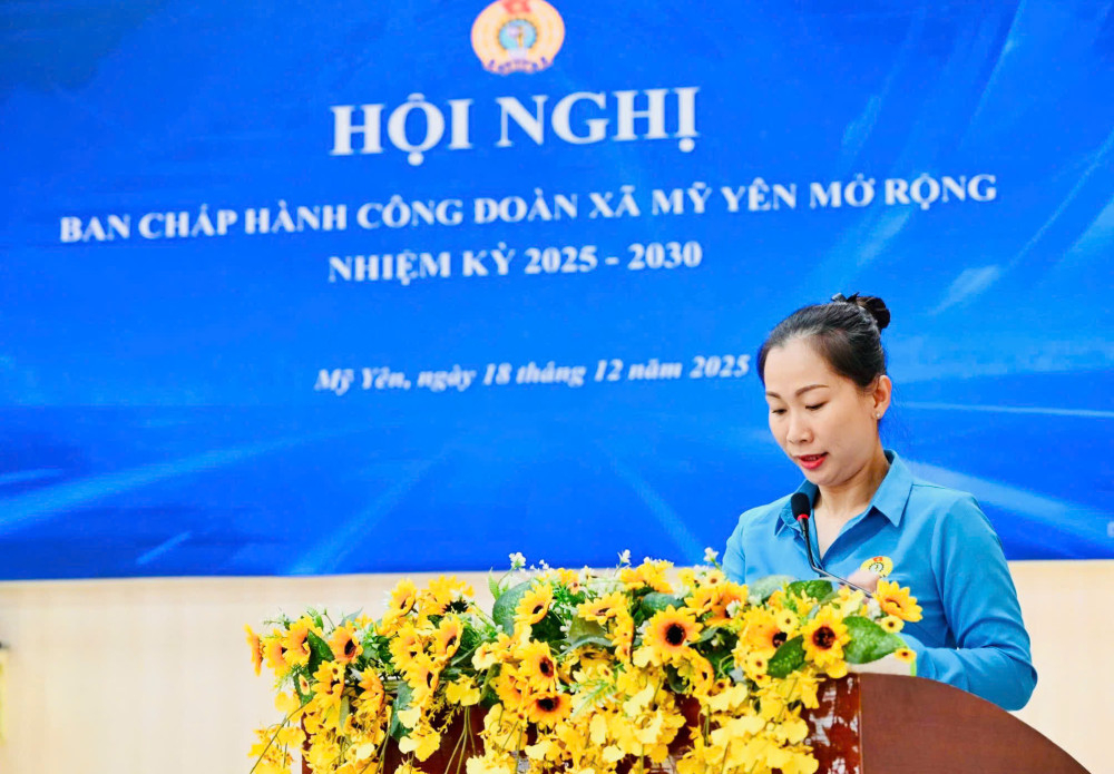 Chủ tịch Công đoàn xã Mỹ Yên Trần Thị Hồng Yến phát biểu nhận nhiệm vụ