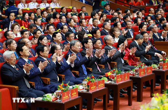 Tổng Bí thư Tô Lâm cùng các đại biểu tham dự Đại hội Thi đua yêu nước lần thứ XI (Ảnh: Dương Giang/TTXVN)