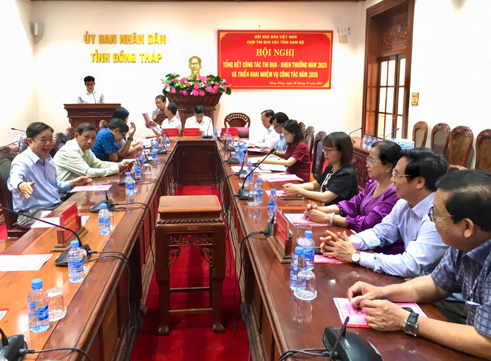 Đại biểu dự hội nghị