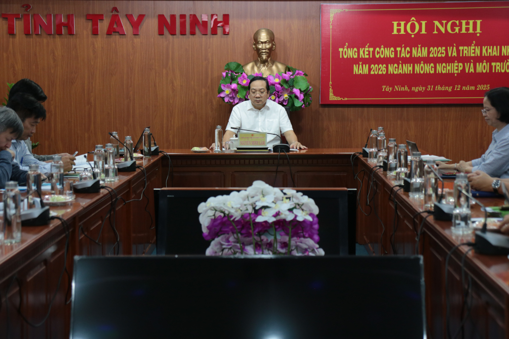 Ng&agrave;nh N&ocirc;ng nghiệp v&agrave; M&ocirc;i trường vượt kh&oacute;,&nbsp;xuất khẩu lần đầu ti&ecirc;n vượt mốc 70 tỉ USD