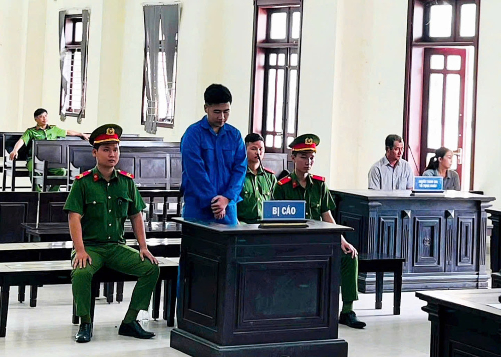 12 năm t&ugrave; cho đối tượng lừa đảo chiếm đoạt gần 750 triệu đồng