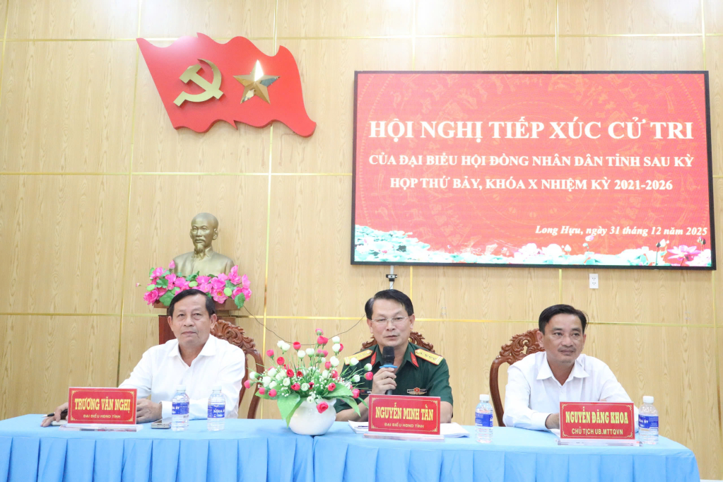 Cử tri x&atilde; Long Hựu, Cần Đước v&agrave; T&acirc;n L&acirc;n: Quan t&acirc;m nhiều đến cải c&aacute;ch thủ tục h&agrave;nh ch&iacute;nh