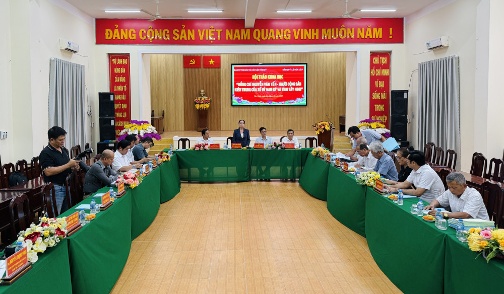 Phó Trưởng ban Tuyên giáo và Dân vận Tỉnh ủy Tây Ninh Huỳnh Thị Thu Năm chủ trì hội thảo