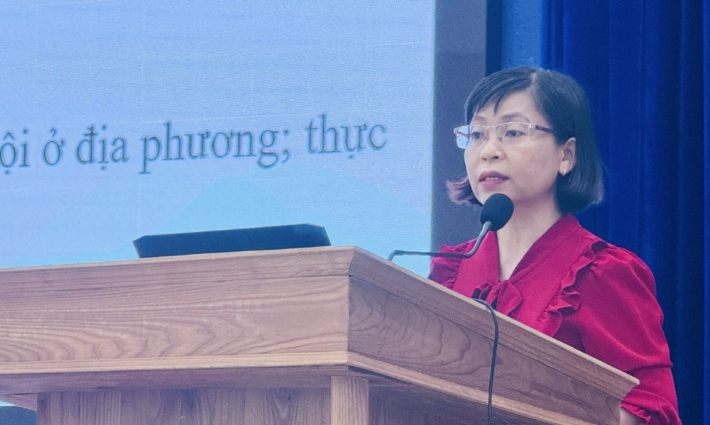 Báo cáo viên triển khai các nội dung tập huấn