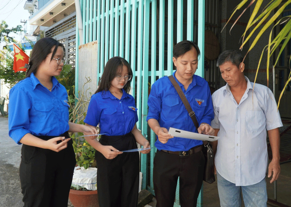 Đoàn xã Phước Lý ra mắt mô hình Đại sứ số - Gia đình số