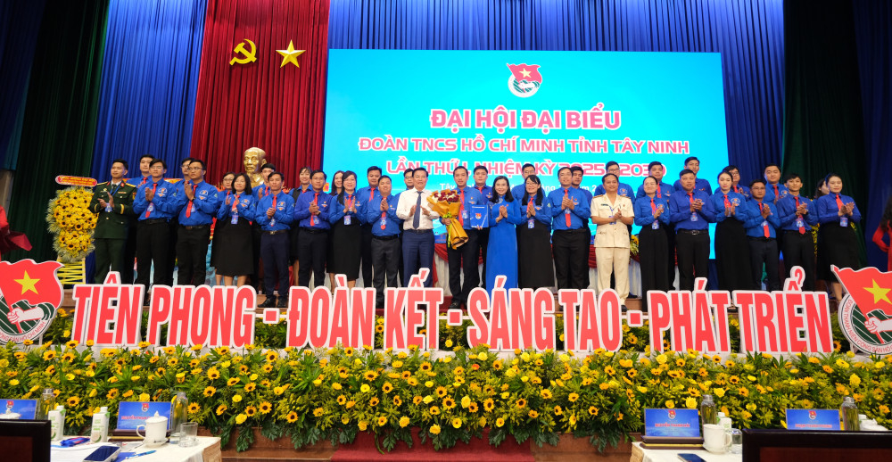 Ban Chấp hành Đoàn TNCS Hồ Chí Minh tỉnh Tây Ninh khóa I, nhiệm kỳ 2025-2030 ra mắt Đại hội