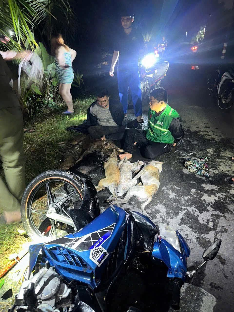 2 đối tượng bị bắt cùng tang vật