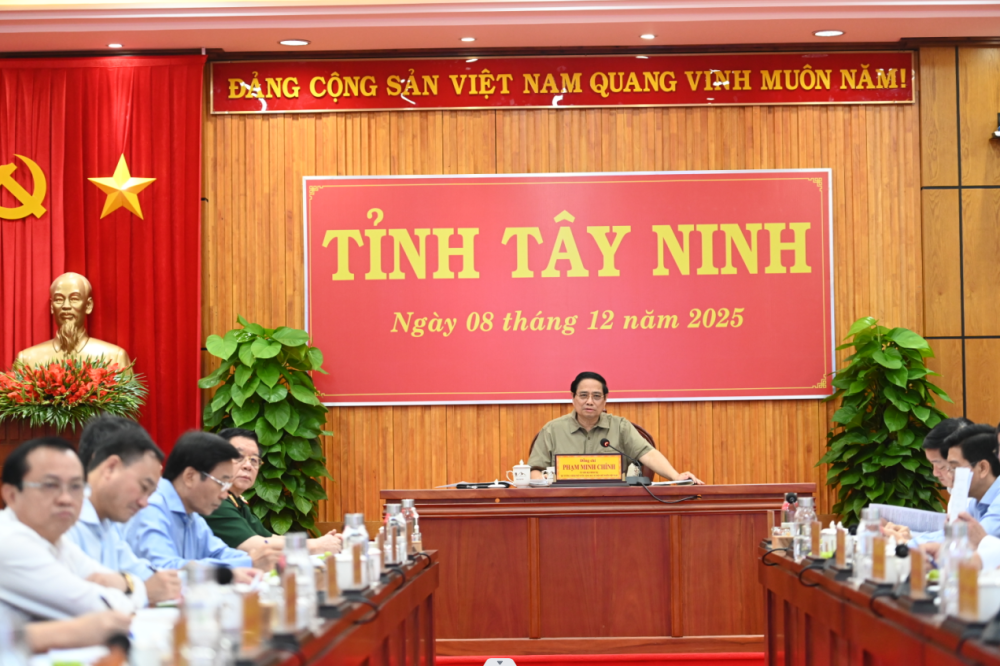 Thủ tướng Chính phủ Phạm Minh Chính làm việc với Ban Thường vụ Tỉnh ủy Tây Ninh về tình hình phát triển kinh tế - xã hội, bảo đảm quốc phòng, an ninh năm 2025