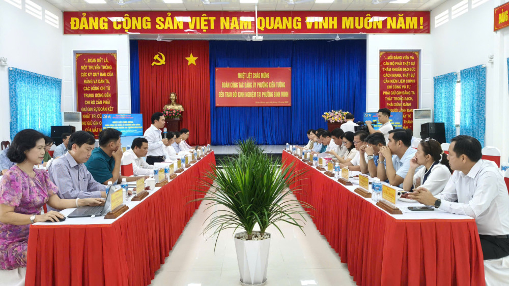 Đại biểu tham dự buổi trao đổi kinh nghiệm