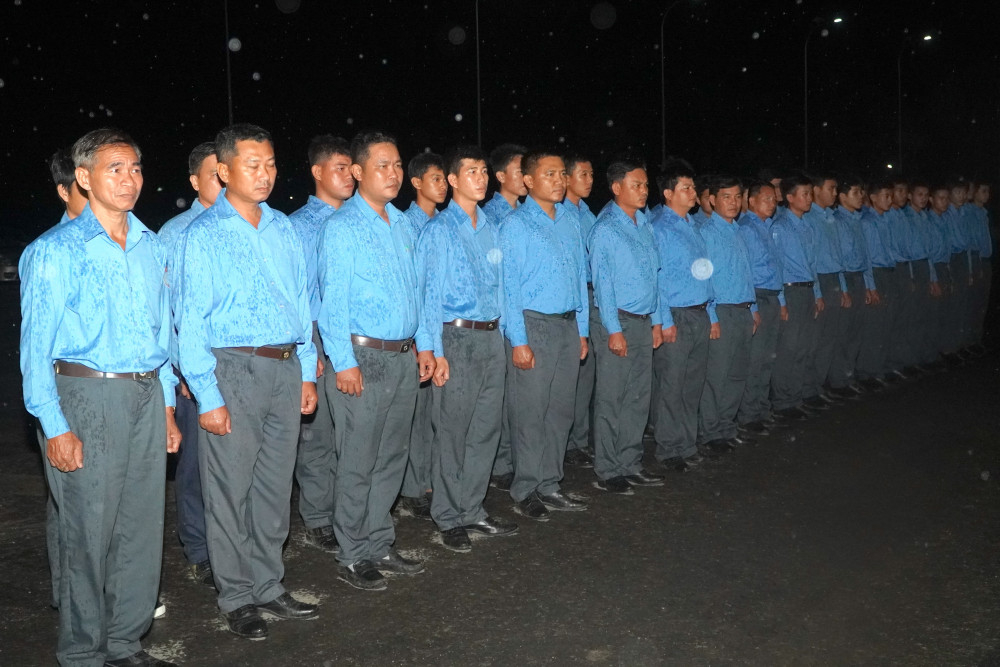 Đội K73 hoàn thành nhiệm vụ trở về nước và đưa hài cốt liệt sĩ về với quê hương