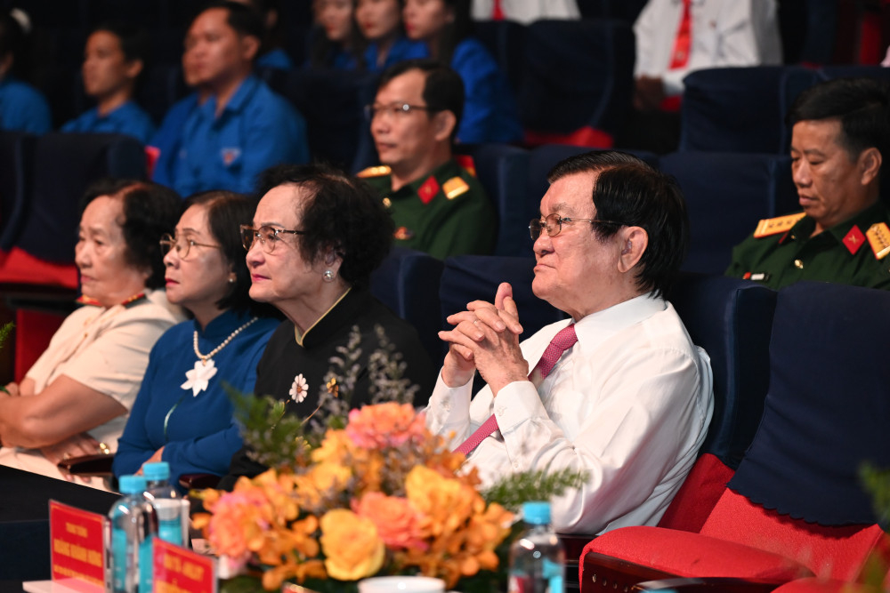 Nguyên Chủ tịch nước Trương Tấn Sang dự chương trình