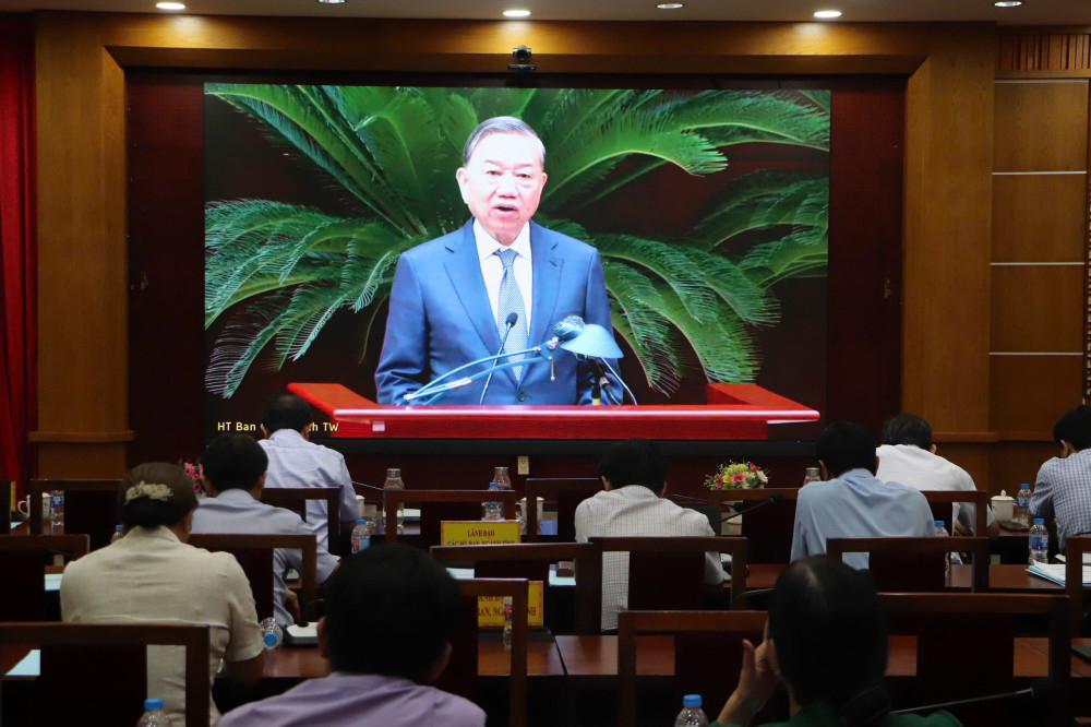 Tổng Bí thư Tô Lâm, Trưởng ban Chỉ đạo Trung ương về phòng, chống tham nhũng, lãng phí, tiêu cực phát biểu chỉ đạo Hội nghị