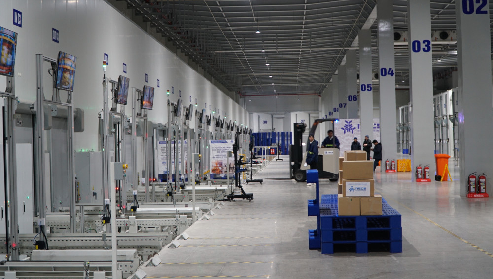 Hàng hóa được xử lý tự động