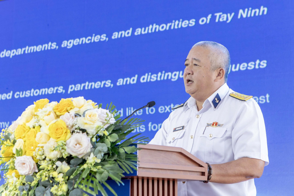 Đại tá Phùng Ngọc Minh - Phó Tư lệnh Binh đoàn 20, Phó Tổng giám đốc Tổng Công ty Tân Cảng – Sài Gòn phát biểu tại lễ công bố 
