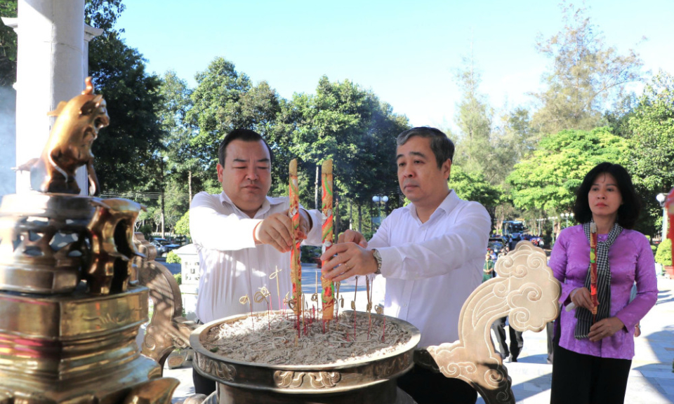 Các gương điển hình học tập và làm theo Bác về nguồn tại Căn cứ Trung ương Cục miền Nam