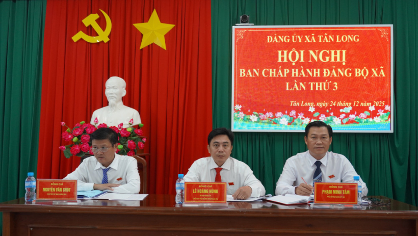 X&atilde; T&acirc;n Long: Thực hiện đạt v&agrave; vượt 21 chỉ ti&ecirc;u Nghị quyết năm 2025