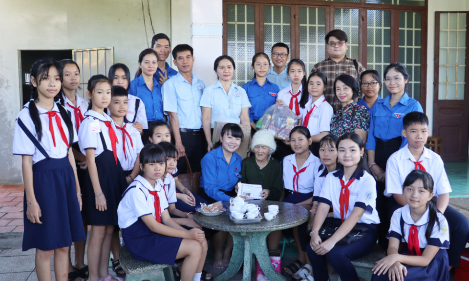 Ý nghĩa hành trình tìm hiểu lịch sử của thanh thiếu nhi phường Bình Minh