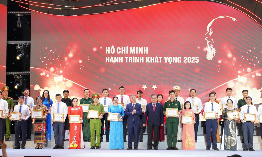 'Hạnh phúc - Đích đến của mọi nỗ lực'