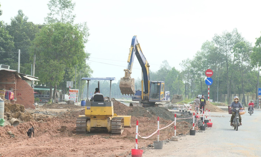 Tháo gỡ khó khăn, đẩy mạnh đầu tư hạ tầng giao thông