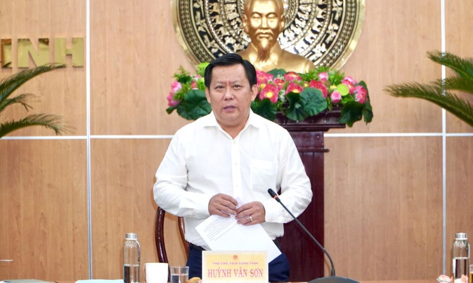 Ph&oacute; Chủ tịch UBND tỉnh Huỳnh Văn Sơn chỉ đạo tăng tốc giải ng&acirc;n đầu tư c&ocirc;ng