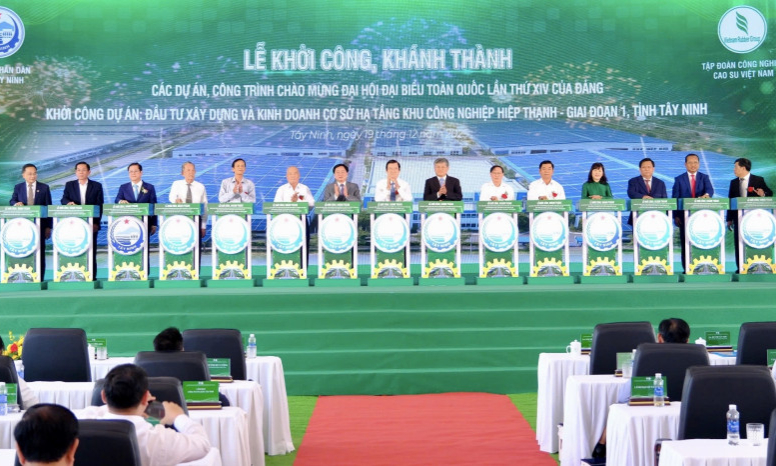 Khởi c&ocirc;ng Khu c&ocirc;ng nghiệp Hiệp Thạnh &ndash; giai đoạn 1, ch&agrave;o mừng Đại hội đại biểu to&agrave;n quốc lần thứ XIV của Đảng