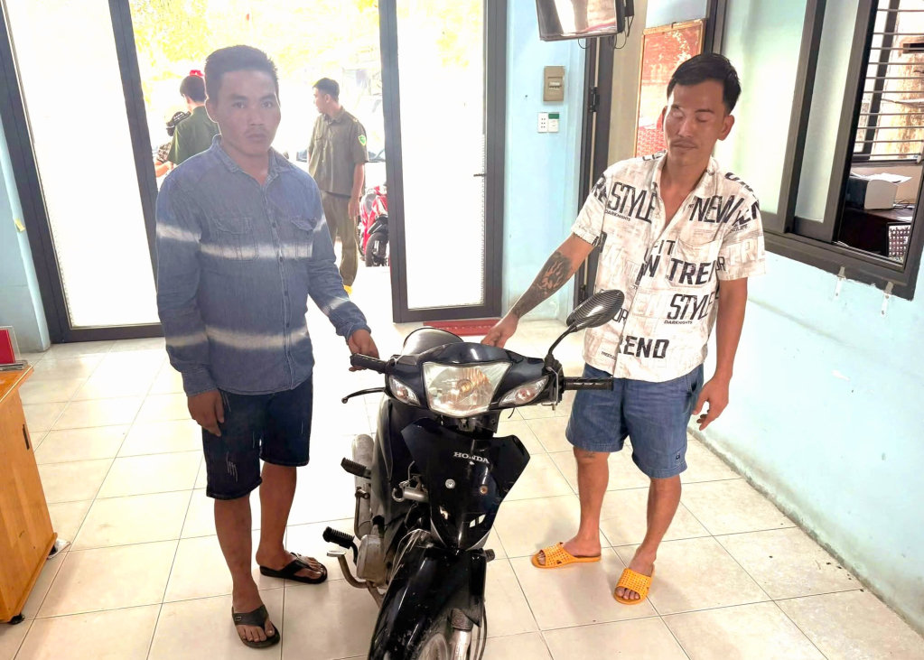 Khởi tố, bắt tạm giam 2 đối tượng trộm cắp