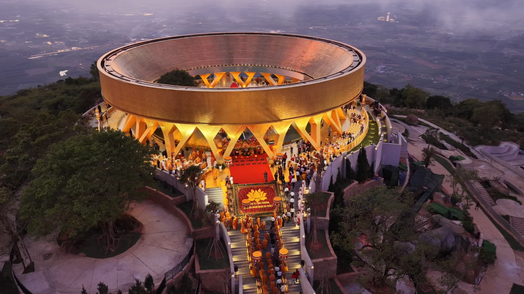 Tết Dương lịch 2026: T&acirc;y Ninh đ&oacute;n hơn 130.000 lượt kh&aacute;ch 