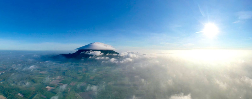 Loạt hiện tượng lạ xuất hiện trong dịp x&aacute; lợi Phật được t&ocirc;n tr&iacute; tr&ecirc;n n&uacute;i B&agrave; Đen