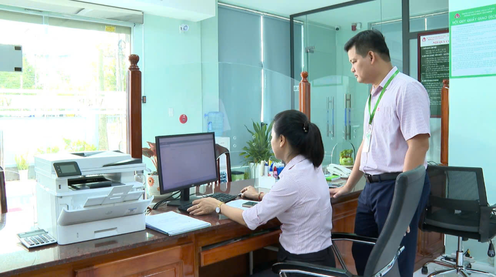 Dư nợ tín dụng chính sách của Phòng Giao dịch Ngân hàng CSXH Tân Hưng tăng so với cùng kì 