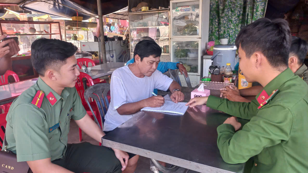 Ph&aacute;t huy sức mạnh&nbsp;phong tr&agrave;o To&agrave;n d&acirc;n bảo vệ an ninh Tổ quốc