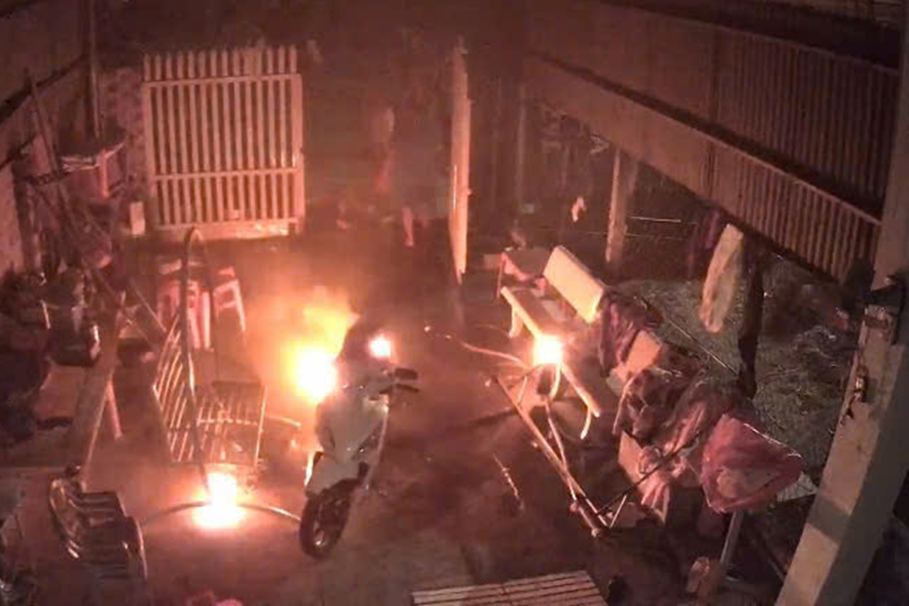 Phường Long Hoa: Nghi m&acirc;u thuẫn t&igrave;nh cảm, hai người bị bỏng nặng trong vụ ch&aacute;y