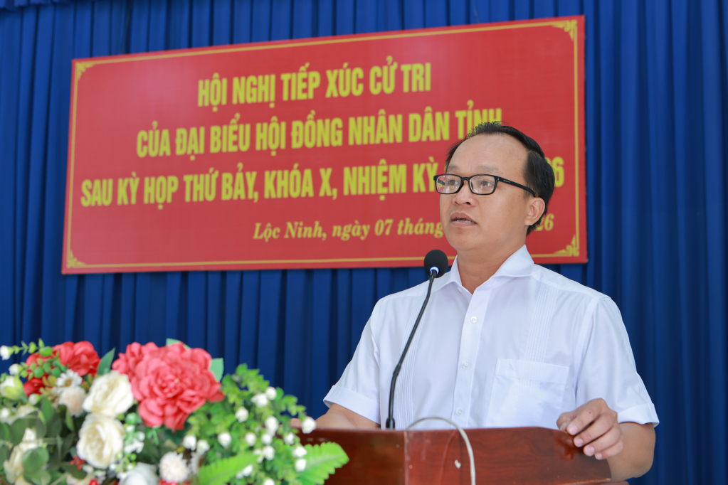 Cử tri x&atilde; Lộc Ninh đề nghị xem x&eacute;t chế độ cho lực lượng d&acirc;n qu&acirc;n tự vệ