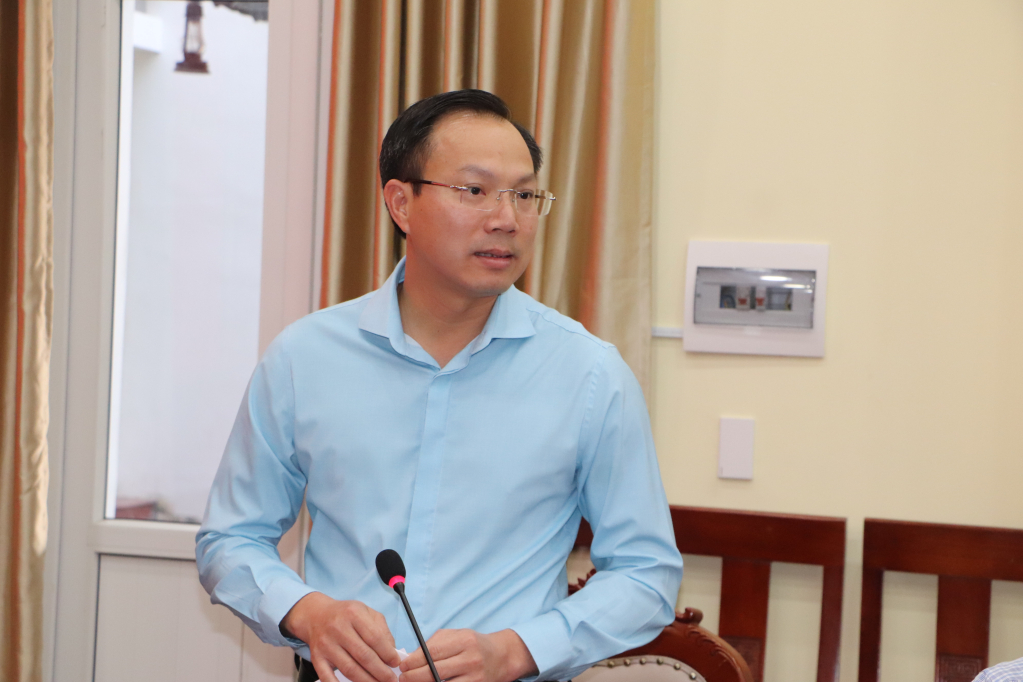 Ủy viên Ban Thường vụ Tỉnh ủy, Phó Chủ tịch UBND tỉnh Đoàn Trung Kiên cơ bản thống nhất với các khó khăn, kiến nghị của Bộ đội Biên phòng tỉnh.