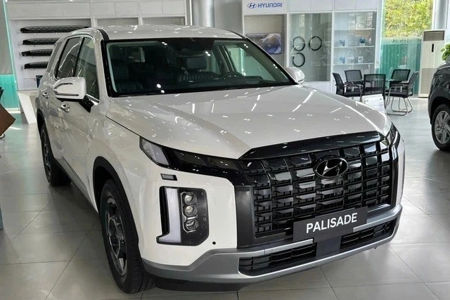 Loạt xe 7 chỗ Hyundai ưu đ&atilde;i mạnh th&aacute;ng cận tết, c&oacute; mẫu giảm 200 triệu đồng