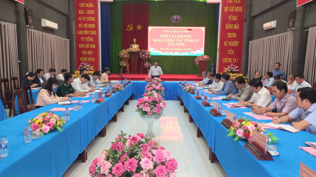 quang,canh,buoi,lam,viec,10402510.jpg