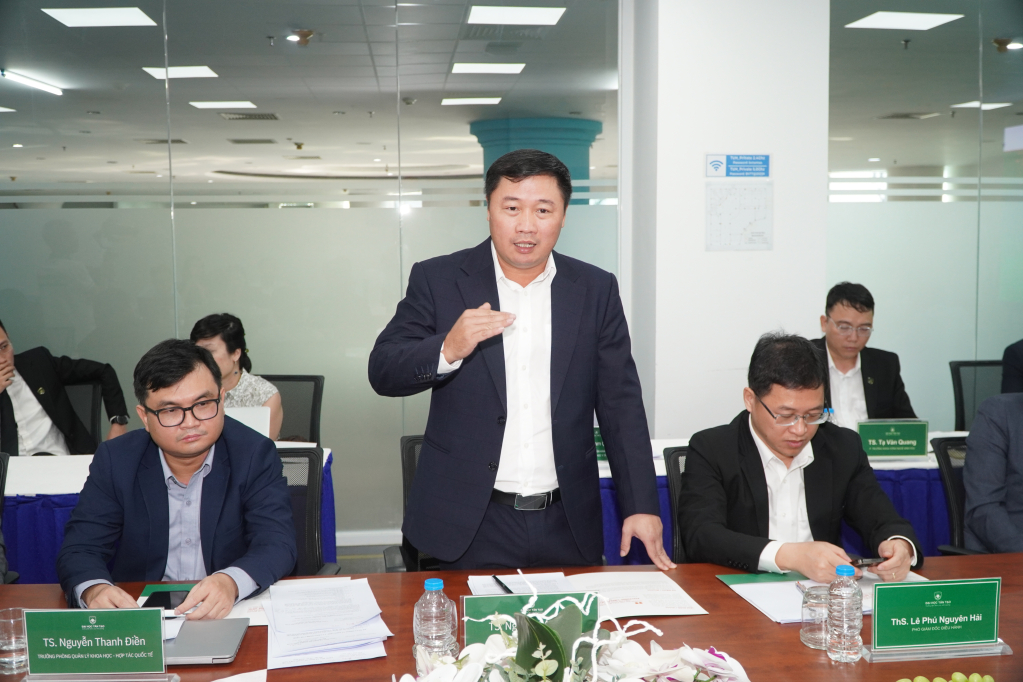 TS. Nguyễn Mai Lâm – Phó tổng Giám đốc tập đoàn Tân Tạo, Hiệu trưởng Trường đại học Tân Tạo phát biểu