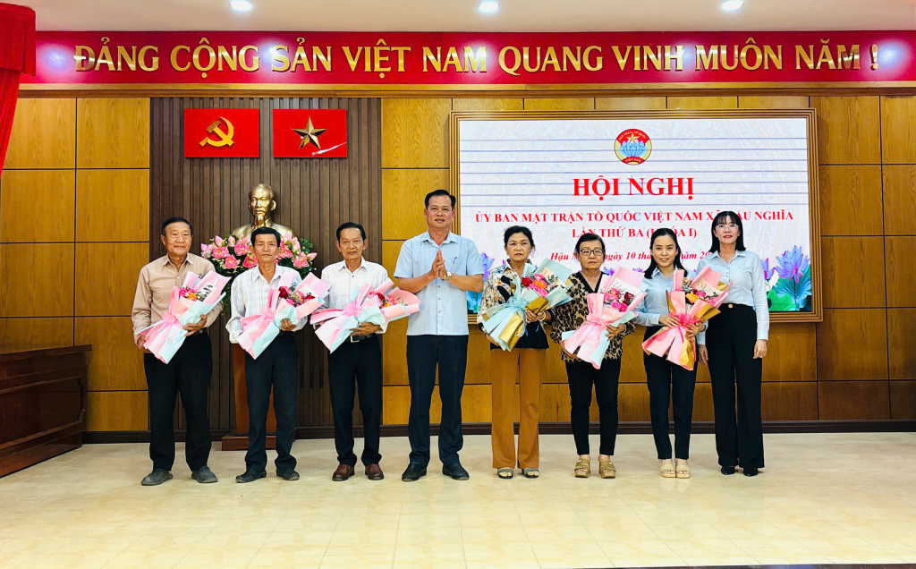 UBMTTQ Việt Nam x&atilde; Hậu Nghĩa tổ chức Hội nghị lần thứ 3