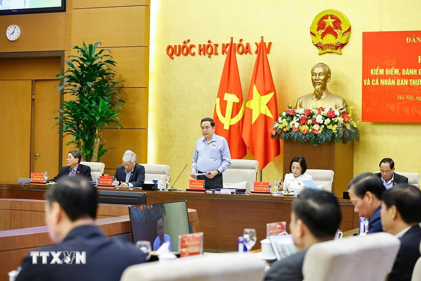 Phi&ecirc;n họp thứ 53 của Ủy ban Thường vụ Quốc hội diễn ra ng&agrave;y 12/01