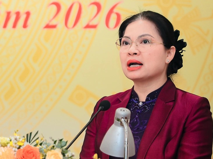 Giới thiệu b&agrave; H&agrave; Thị Nga giữ chức Ph&oacute; chủ tịch - Tổng thư k&yacute; Ủy ban Trung ương MTTQ Việt Nam