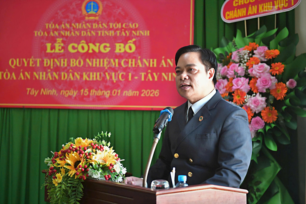 Tân Chánh án TAND khu vực 1 Tây Ninh Trần Tấn Quốc phát biểu nhận nhiệm vụ
