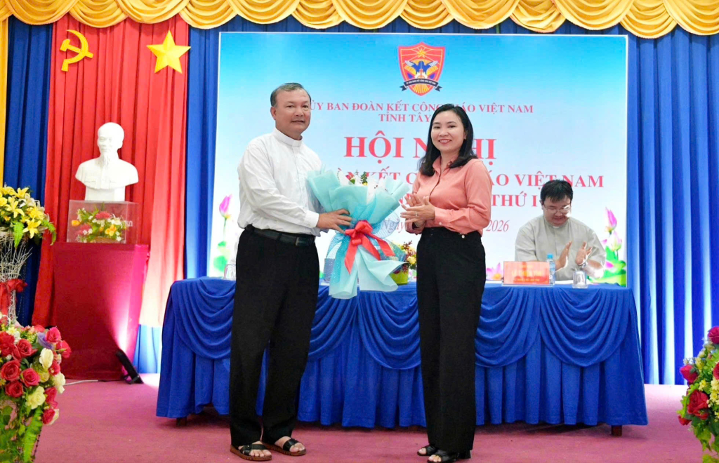 Linh mục Phạm Minh Thanh được suy cử giữ chức Chủ tịch Ủy ban Đoàn kết Công giáo tỉnh và được giới thiệu ứng cử Đại biểu HĐND tỉnh nhiệm kỳ 2026-2031