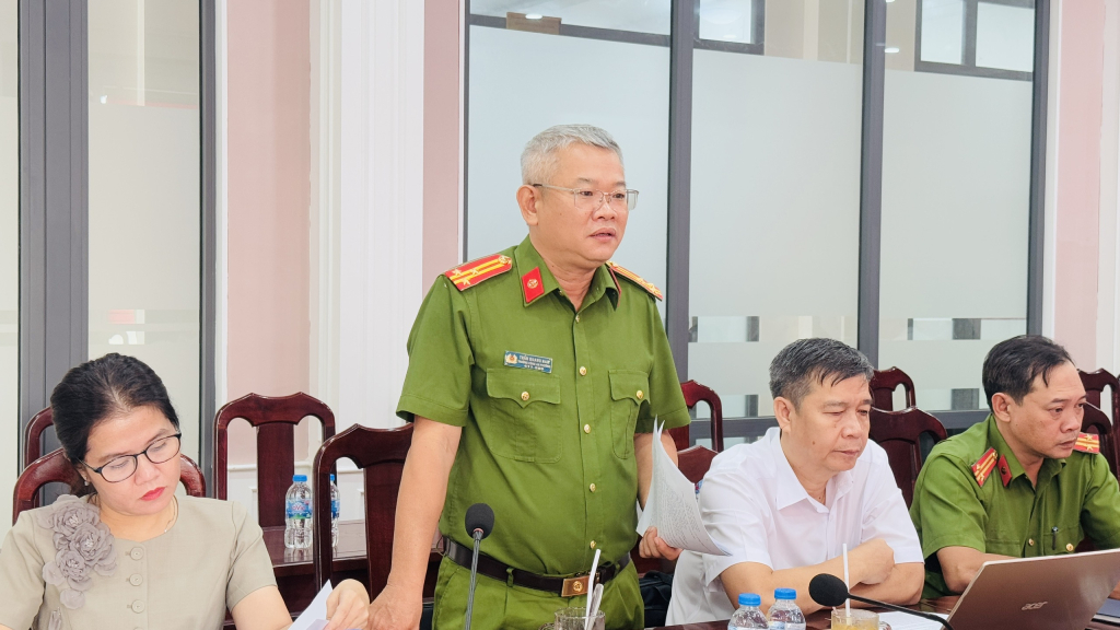 Ban An to&agrave;n giao th&ocirc;ng tỉnh kiểm tra tại phường T&acirc;n Ninh