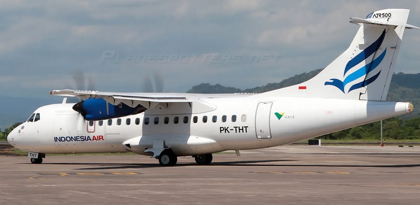 Indonesia đ&atilde; t&igrave;m thấy mảnh vỡ m&aacute;y bay chở 11 người mất t&iacute;ch